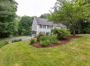 14 Buckboard Dr, Walpole, MA 02081