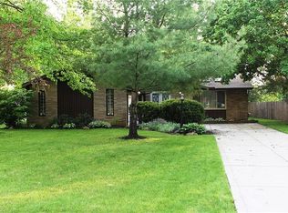 6536 Wedgewood Dr, North Olmsted, OH 44070