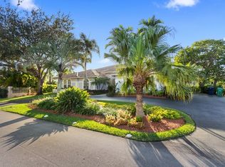 13820 SW 84th Ave, Palmetto Bay, FL 33158