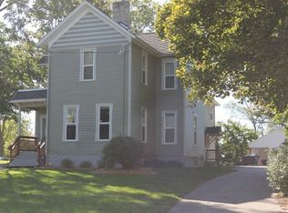 124 S Prince St, Whitewater, WI 53190