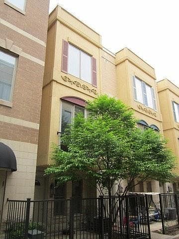 1st image of 909 W Ohio St Unit 6