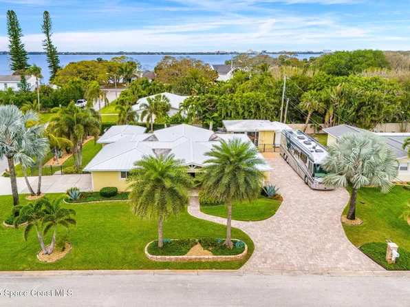 610 Mango Dr, Melbourne Beach, FL 32951