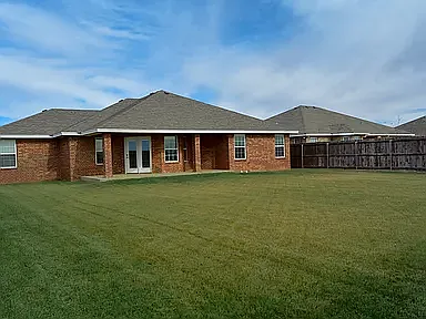 Building Photo - Cobblestone Cir