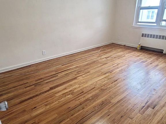 2nd image of 753 Revere Ave Floor 1