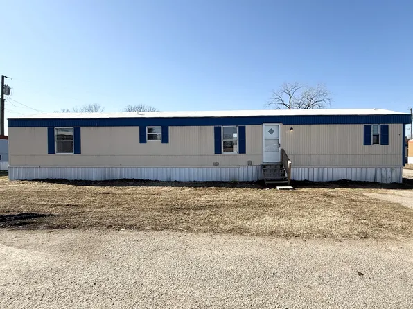 2081 Oakshire Rd, Union City, TN