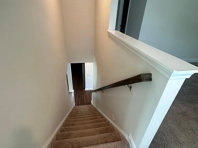 4006 Crimson Wood Ct — Photo 43