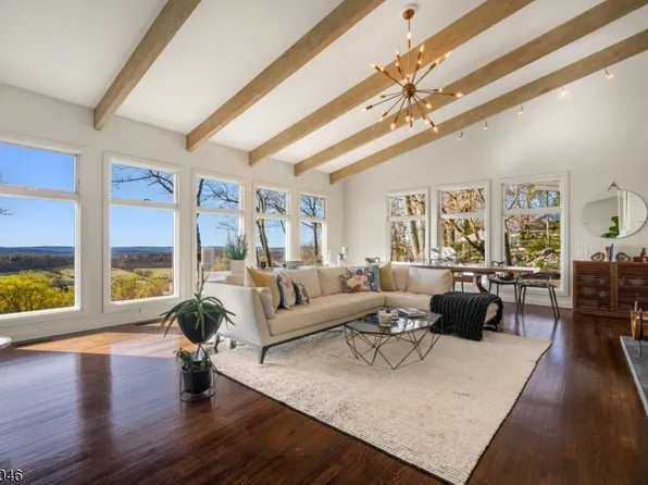 190 Round Top Rd, Bernardsville Boro, NJ 07924