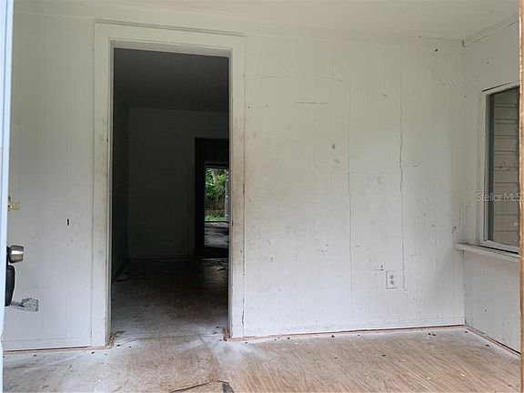 4th image of 8619 N 14th St