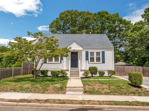 21 E Pierson Ave, Somers Point, NJ 08244