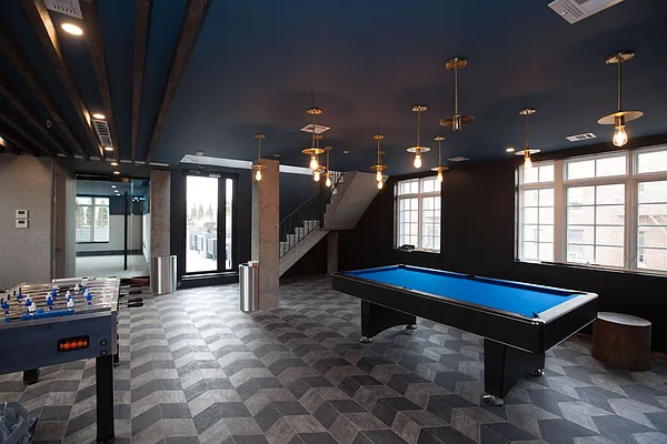 Rented by Nooklyn NYC LLC | media 73