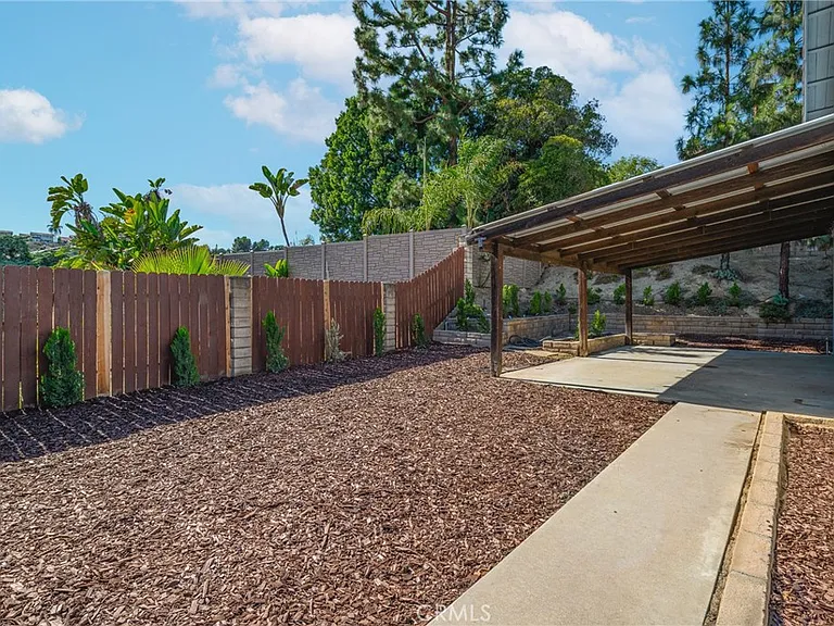 17958 Nearbank Dr — Photo 29