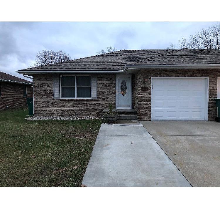 1st image of 333 S Carol Ln