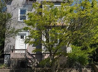 685 Charles St, Providence, RI 02904