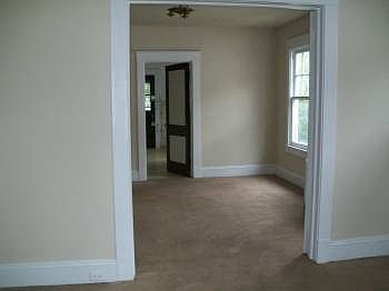 5th image of 2805 Garland Ave