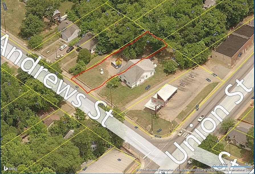 2nd image of 435 Saint Andrews St