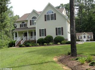 12390 Loblolly Dr, Amelia Court House, VA 23002