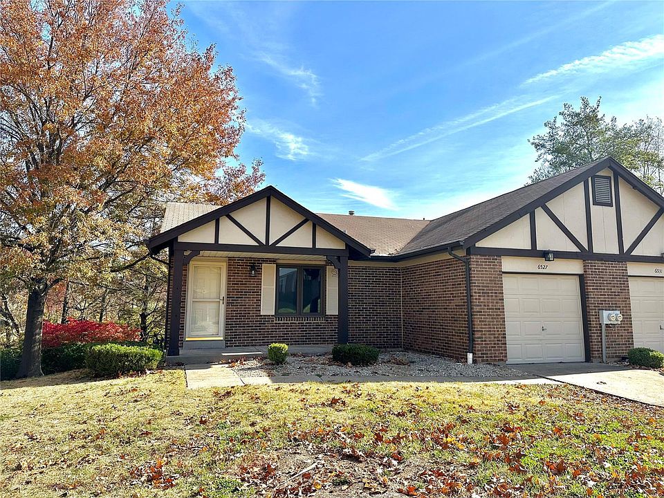 1st image of 6527 Dolphin Cir E