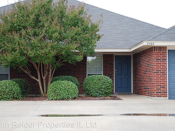 2nd image of 2300 Wildewood Dr Unit A