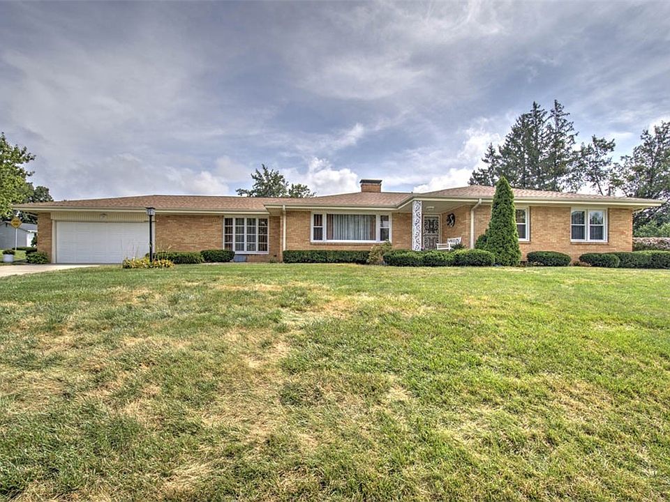 1st image of 29 Allen Bend Dr