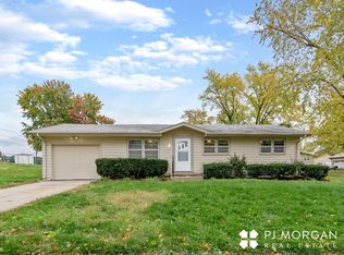 1409 Thomas Dr, Bellevue, NE 68005