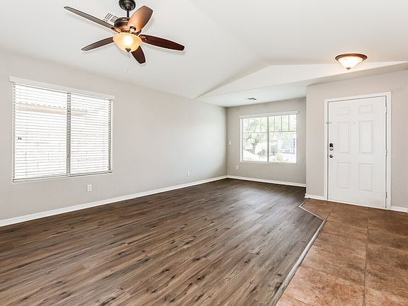 3rd image of 2783 E Cowboy Cove Trl