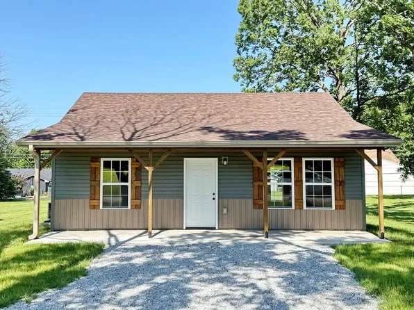 904 S Kirkpatrick St, El Dorado Springs, MO 64744