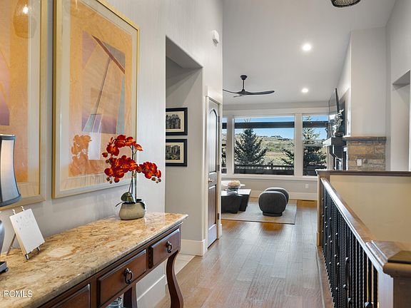 5th image of 1737 E Viewside Cir