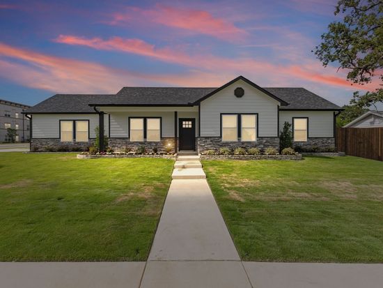 828 Bell St, Sulphur Springs, TX 75482