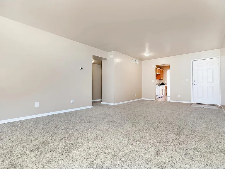 3 bed 2 bath interior