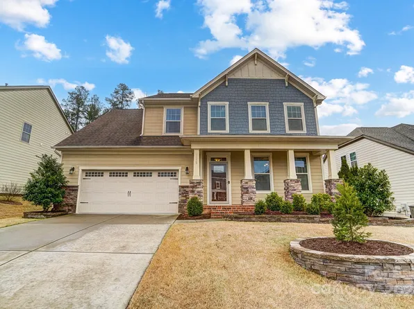 17539 Austins Creek Dr, Charlotte, NC 28278