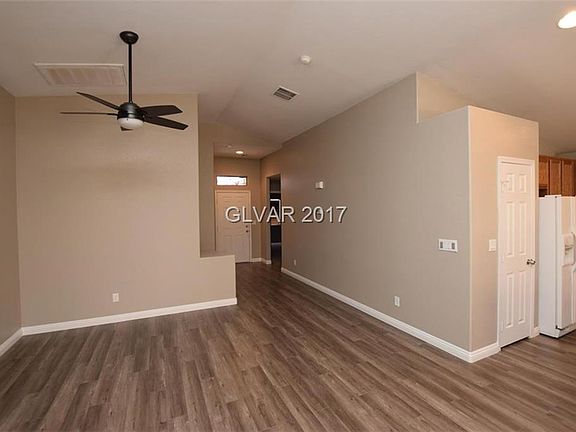 5th image of 521 Bright Lights Ave
