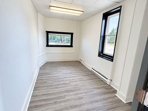 5th image of 1029-1031 1st Ave