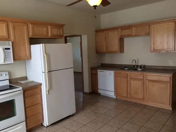 1611 Charles St #1611, La Crosse, WI 54603