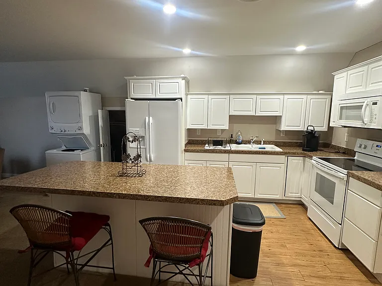 34160 Sewell Ln #2 — Photo 3