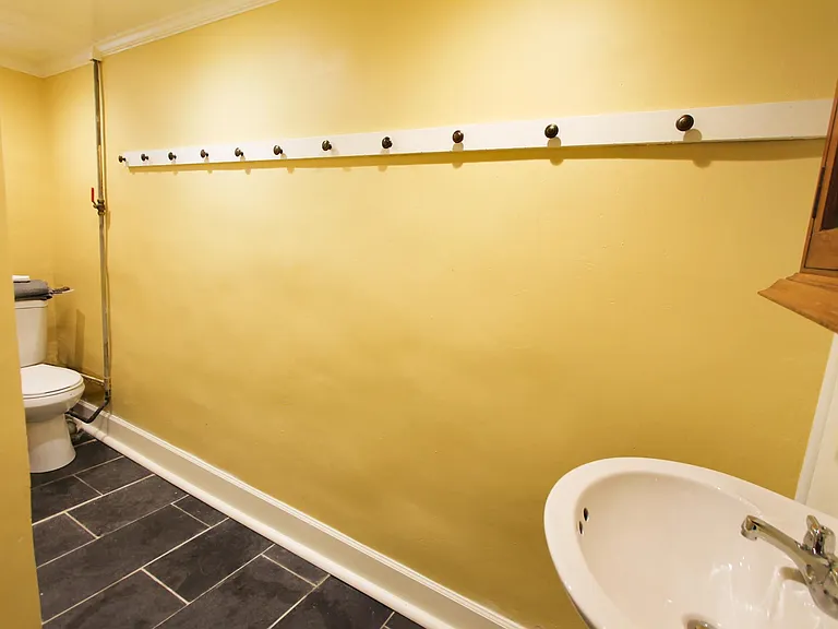 346 E Meehan Ave — Photo 28