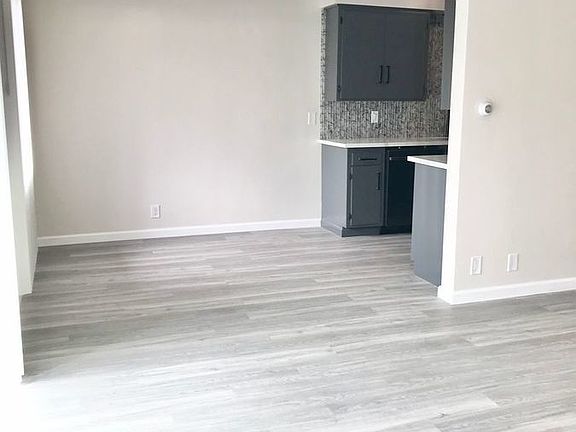 3rd image of 817 Edgewood St APT 8