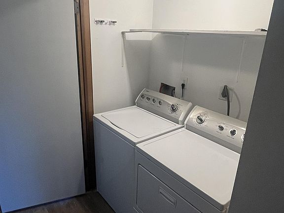 4th image of 5503 S 31st St APT 4