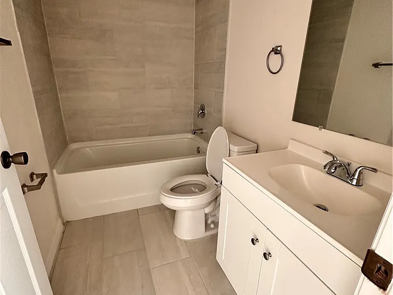 832 Gleason Pkwy — Photo 6