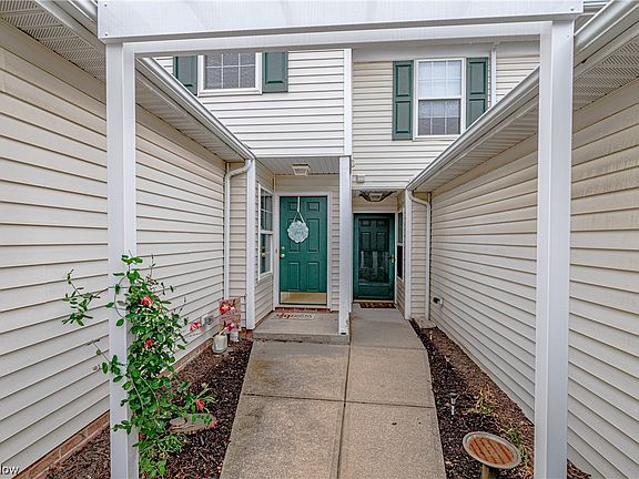 3rd image of 6766 Quarrystone Ln