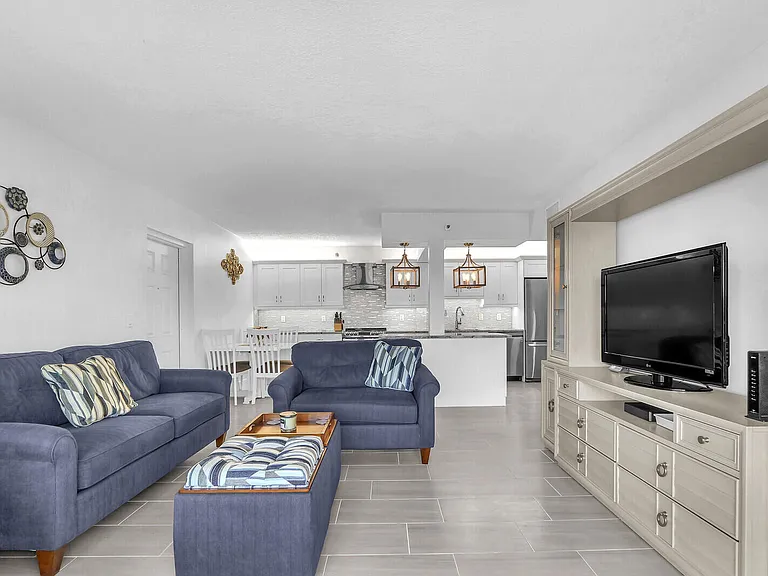 4444 NE Ocean Blvd #E2 — Photo 13
