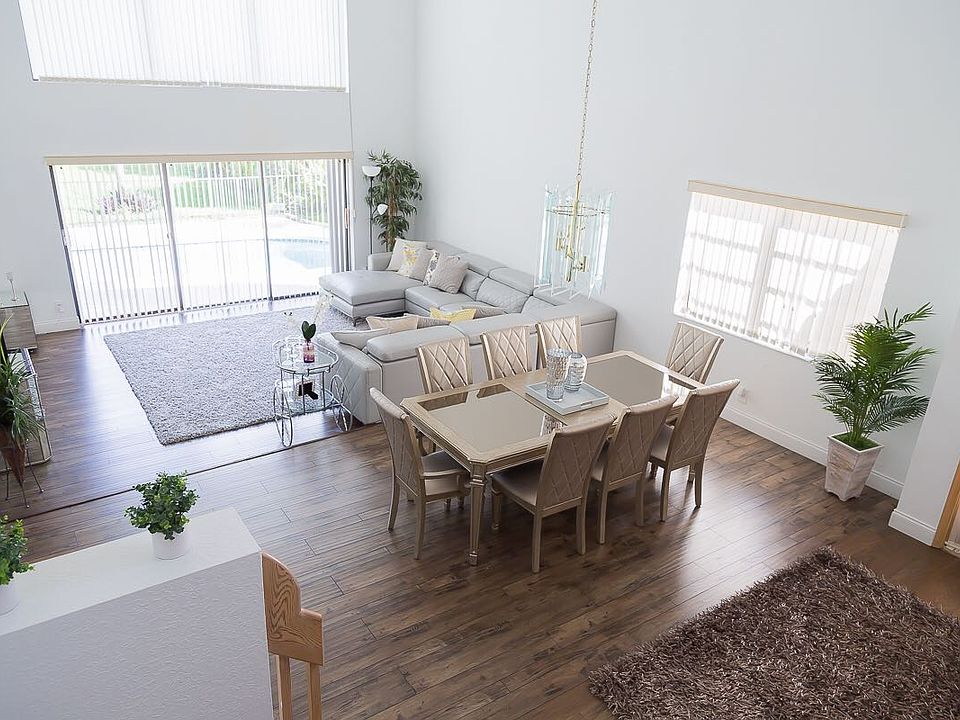 1st image of 769 Villa Portofino Cir