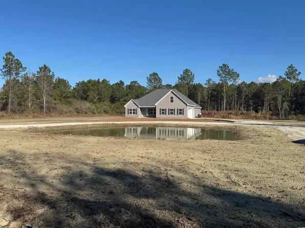 3967 Woodlawn Dr., Loris, SC 29569