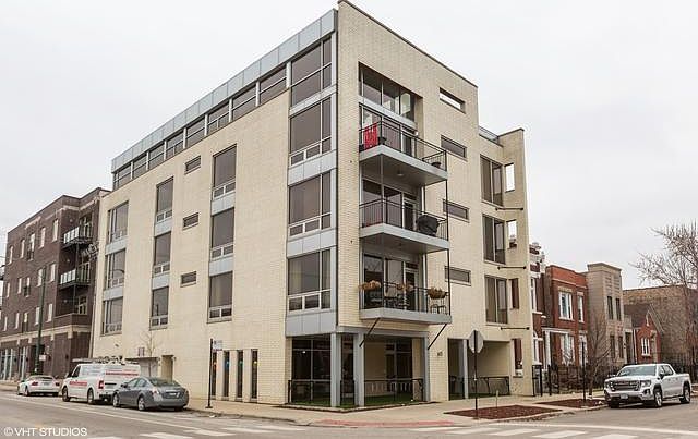 1st image of 514 N Damen Ave #2S