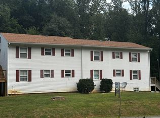 9536 Hardy Rd APT 2, Vinton, VA 24179