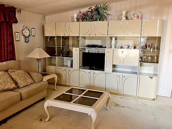 3rd image of 39 Sea Fern Dr #175