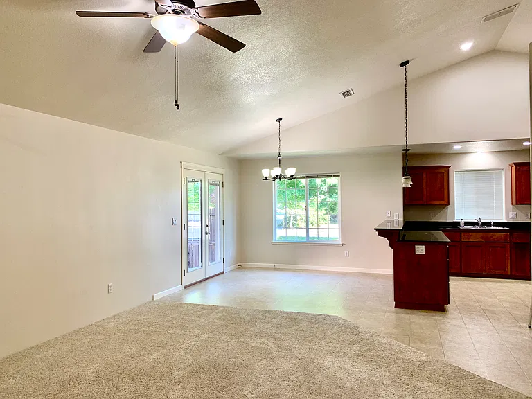 1383 SW David Dr — Photo 9