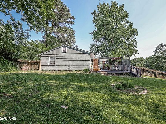 5th image of 1125 Timbergrove Dr