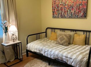 101 Wayne Pl SE APT 4, Washington, DC 20032