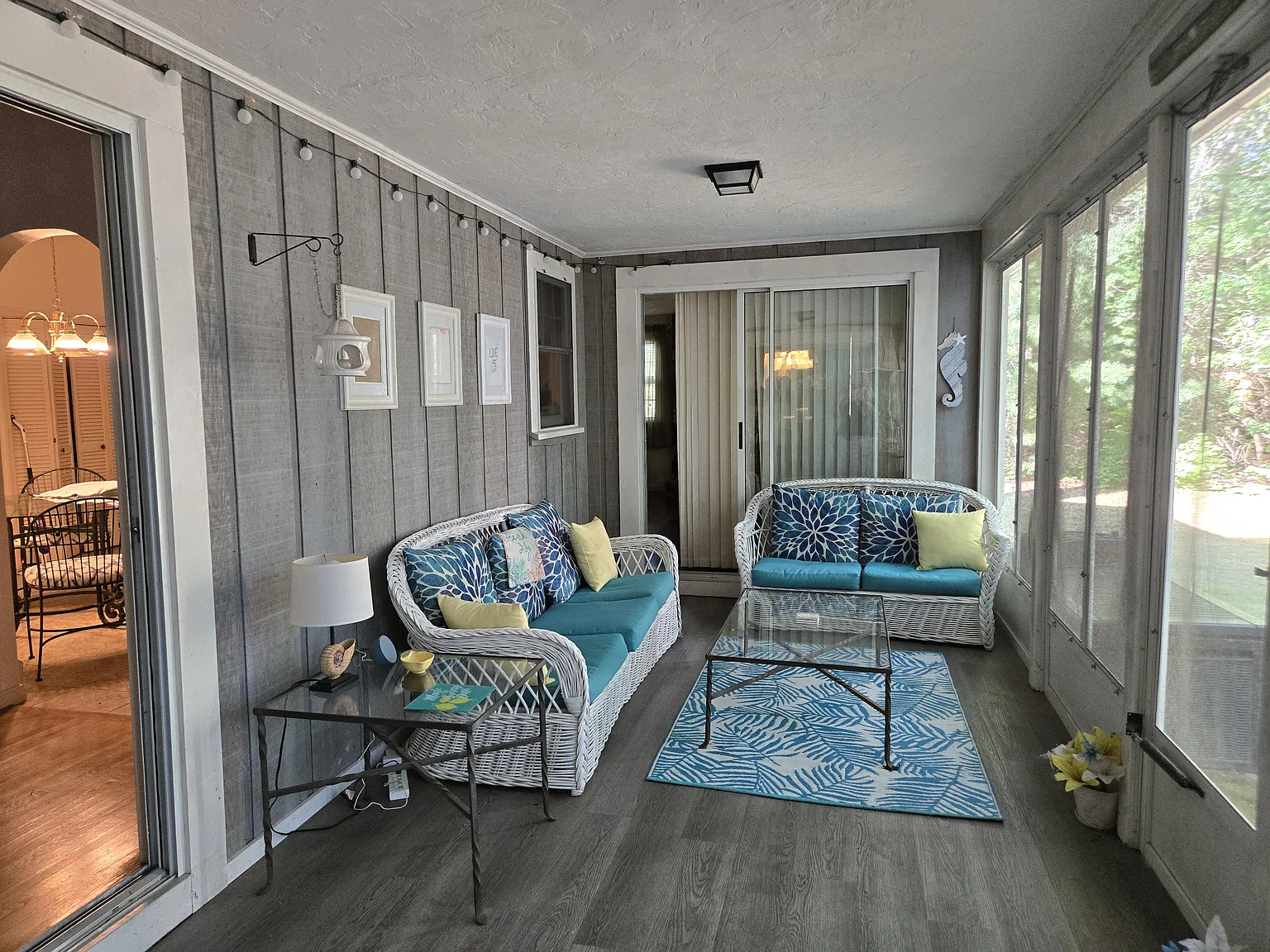 3 bed, 1861 sqft, $2,000 — Photo 2