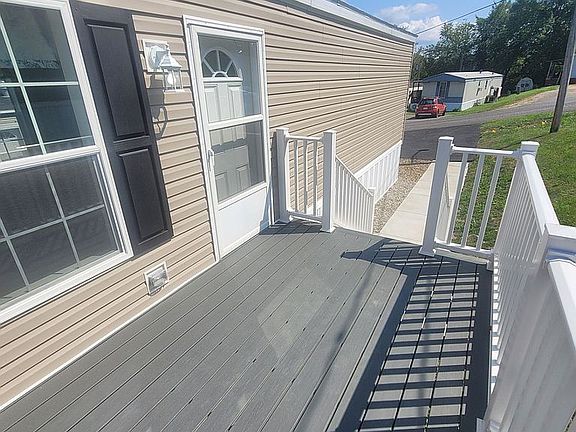 5th image of 112 Cress Ln